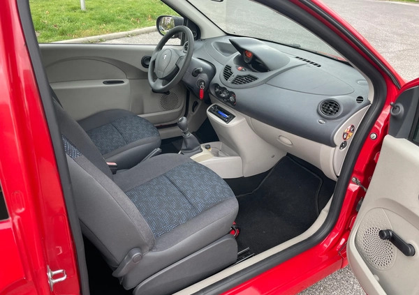 Renault Twingo cena 7900 przebieg: 144494, rok produkcji 2010 z Radom małe 172